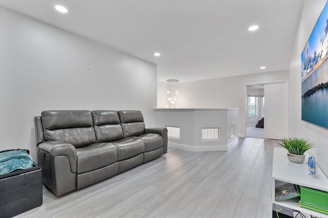 038-1483 SW 161st Ave_038