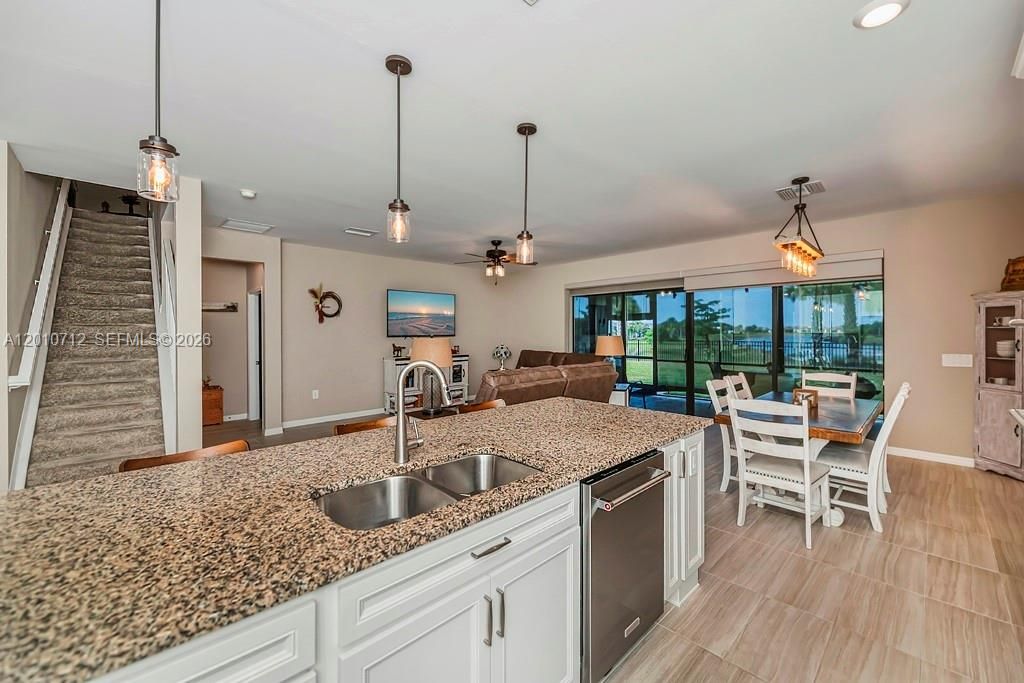For Sale: $579,900 (5 beds, 4 baths, 0 Square Feet)
