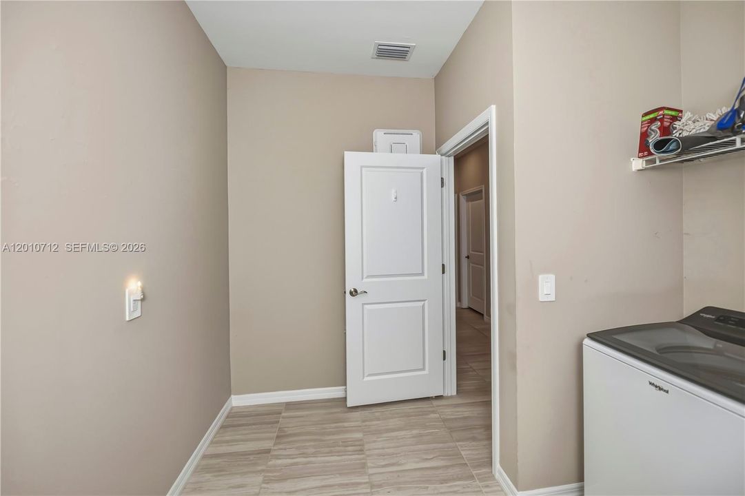 For Sale: $579,900 (5 beds, 4 baths, 0 Square Feet)