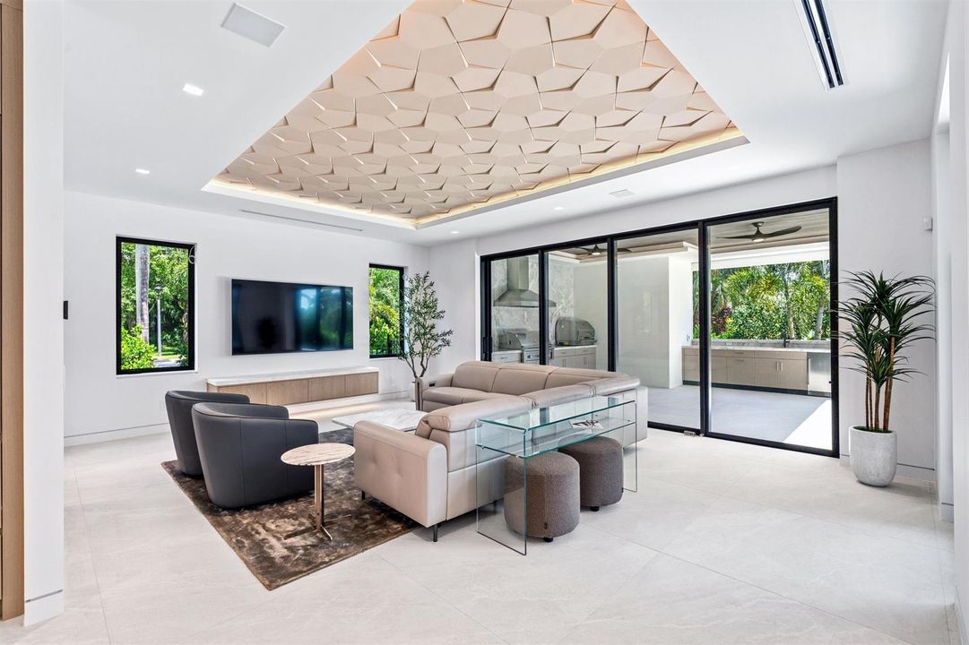 FAMILY_ROOM_RT