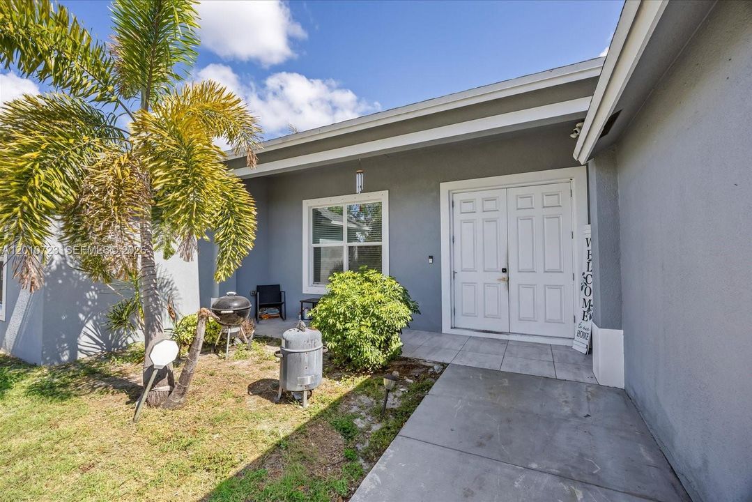 For Sale: $475,000 (4 beds, 3 baths, 2257 Square Feet)