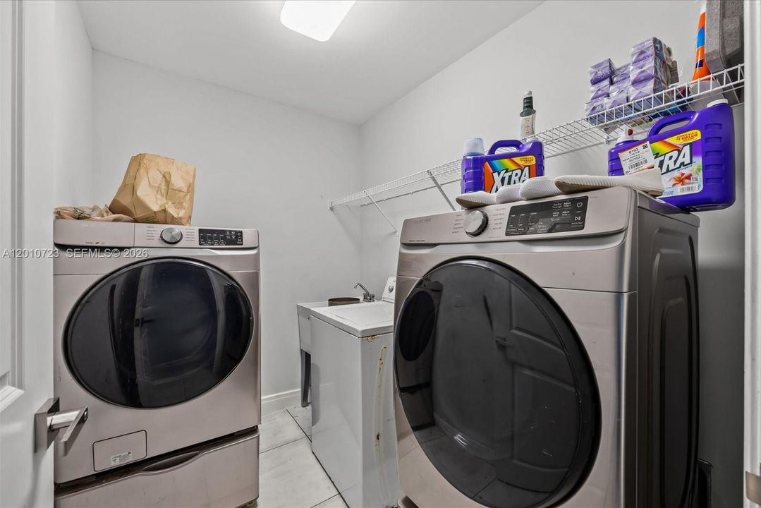 For Sale: $475,000 (4 beds, 3 baths, 2257 Square Feet)