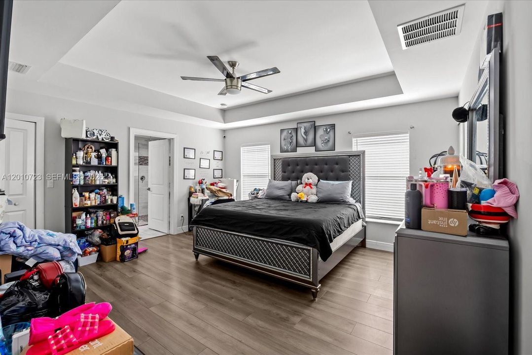 For Sale: $475,000 (4 beds, 3 baths, 2257 Square Feet)