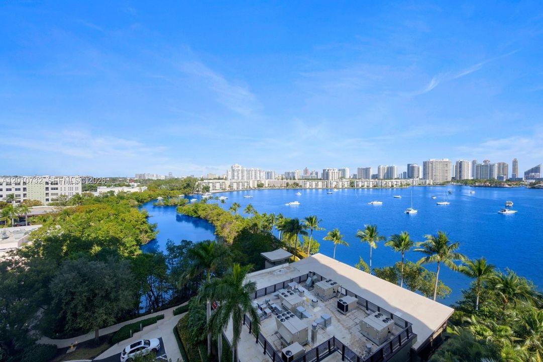 Active With Contract: $5,500 (2 beds, 3 baths, 1756 Square Feet)