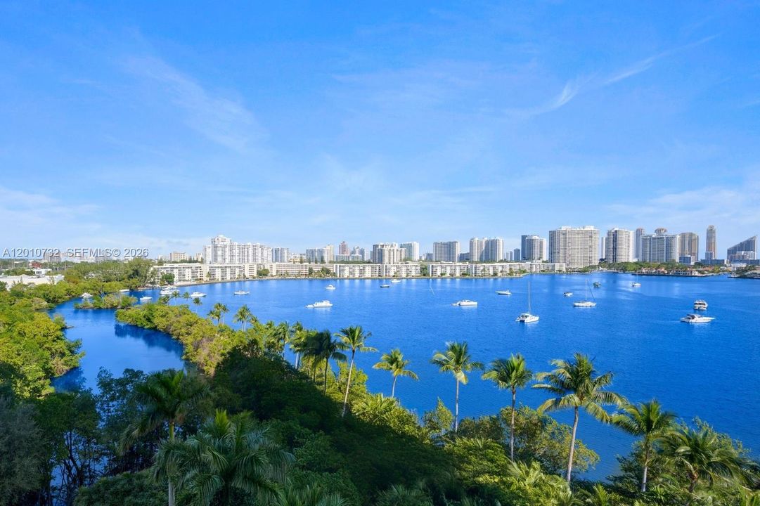 Active With Contract: $5,500 (2 beds, 3 baths, 1756 Square Feet)