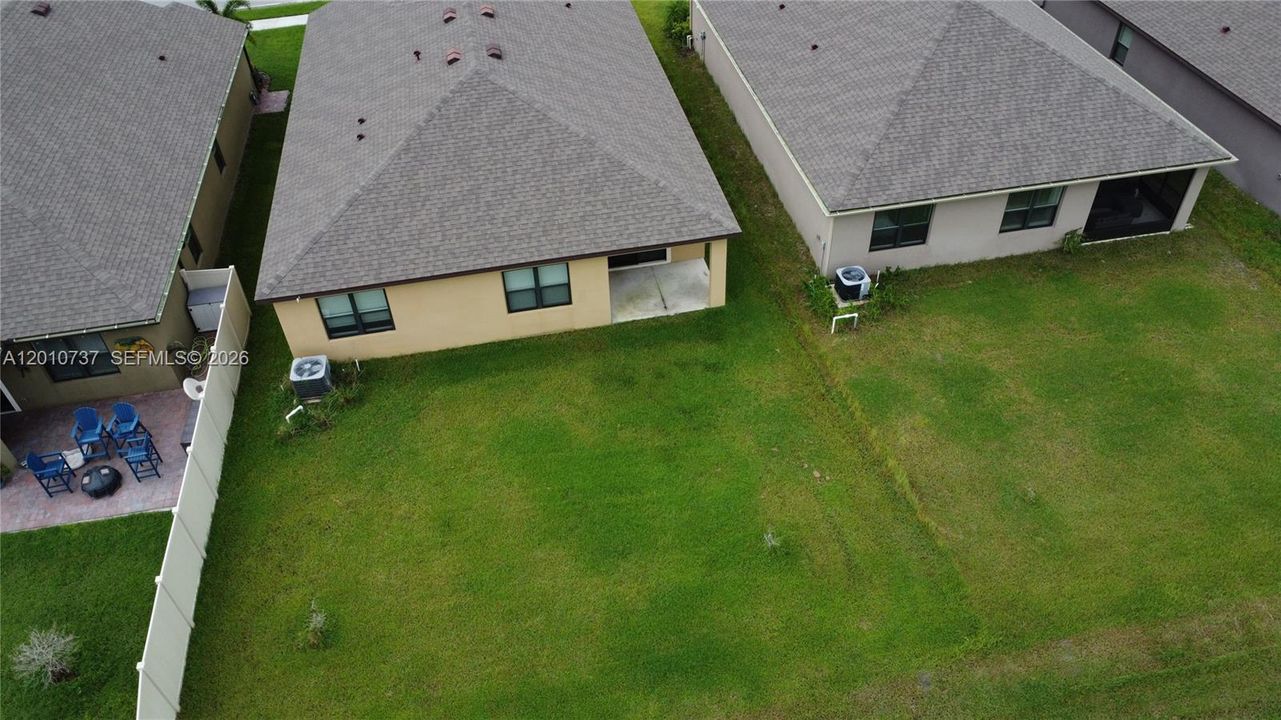 Active With Contract: $2,133 (4 beds, 2 baths, 1830 Square Feet)
