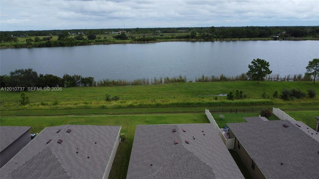 Active With Contract: $2,133 (4 beds, 2 baths, 1830 Square Feet)