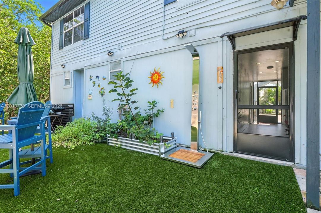 For Sale: $1,100,000 (0 beds, 0 baths, 2394 Square Feet)