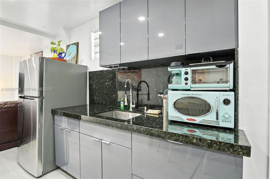 For Sale: $1,100,000 (0 beds, 0 baths, 2394 Square Feet)