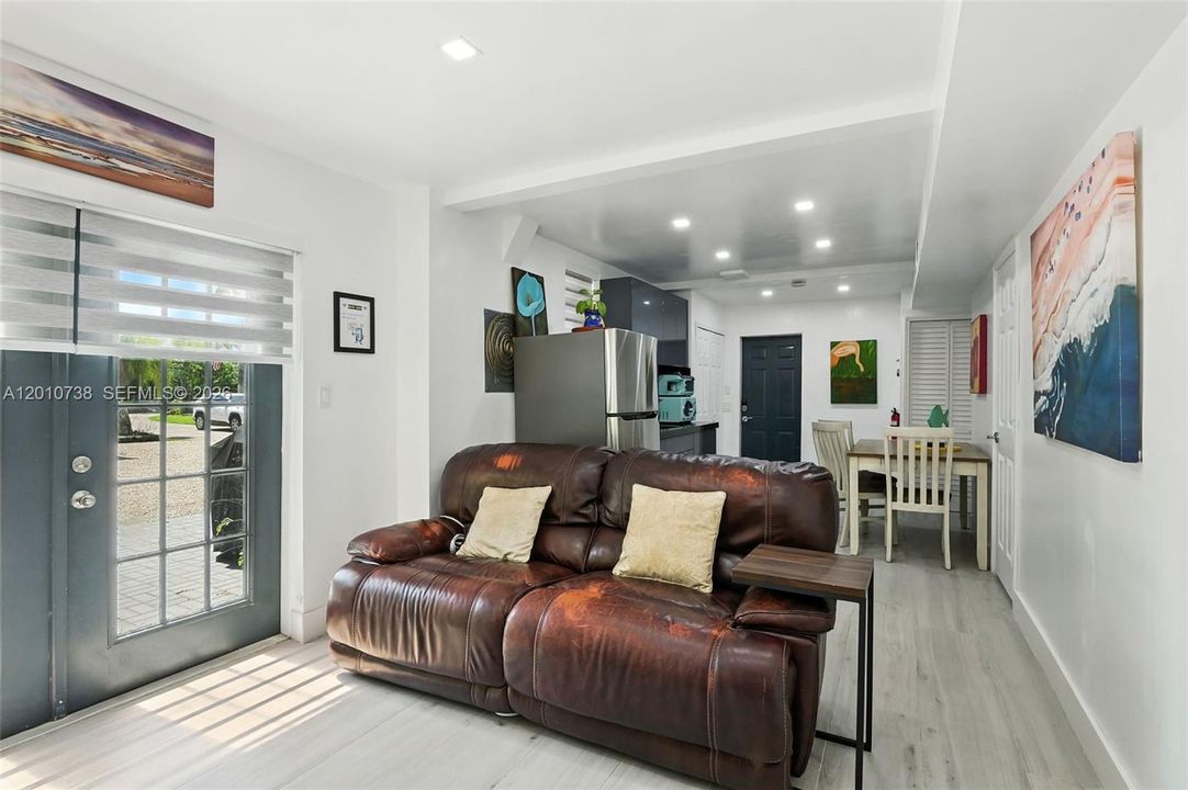 For Sale: $1,100,000 (0 beds, 0 baths, 2394 Square Feet)