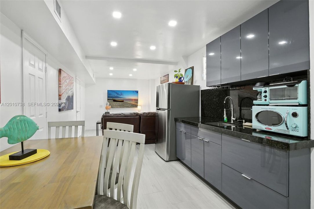 For Sale: $1,100,000 (0 beds, 0 baths, 2394 Square Feet)