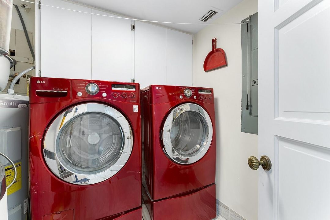 Washer & Dryer