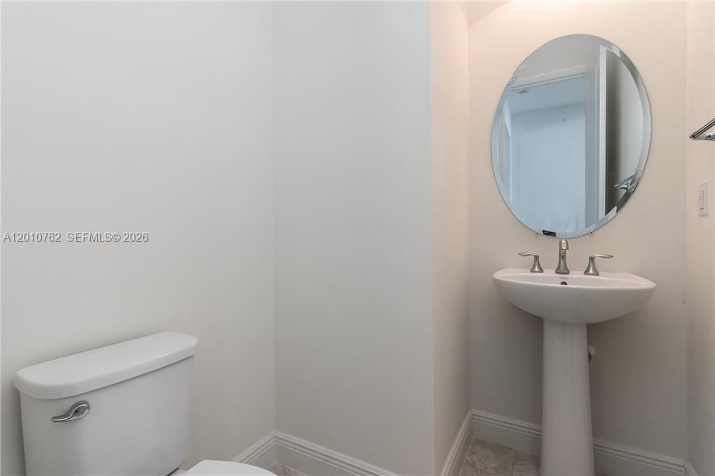 For Sale: $1,050,000 (4 beds, 3 baths, 3120 Square Feet)