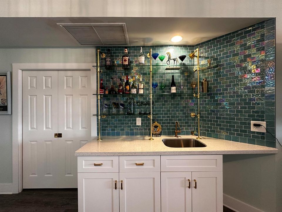 Wet Bar