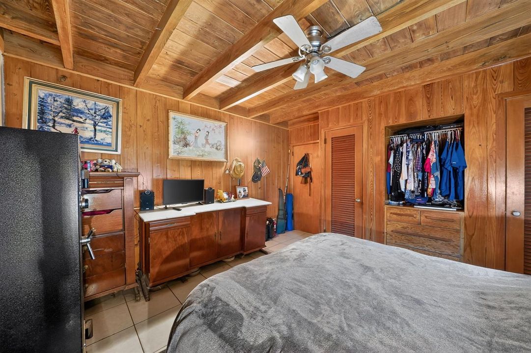 26_9290_Orange_Ave-Bedroom-0699