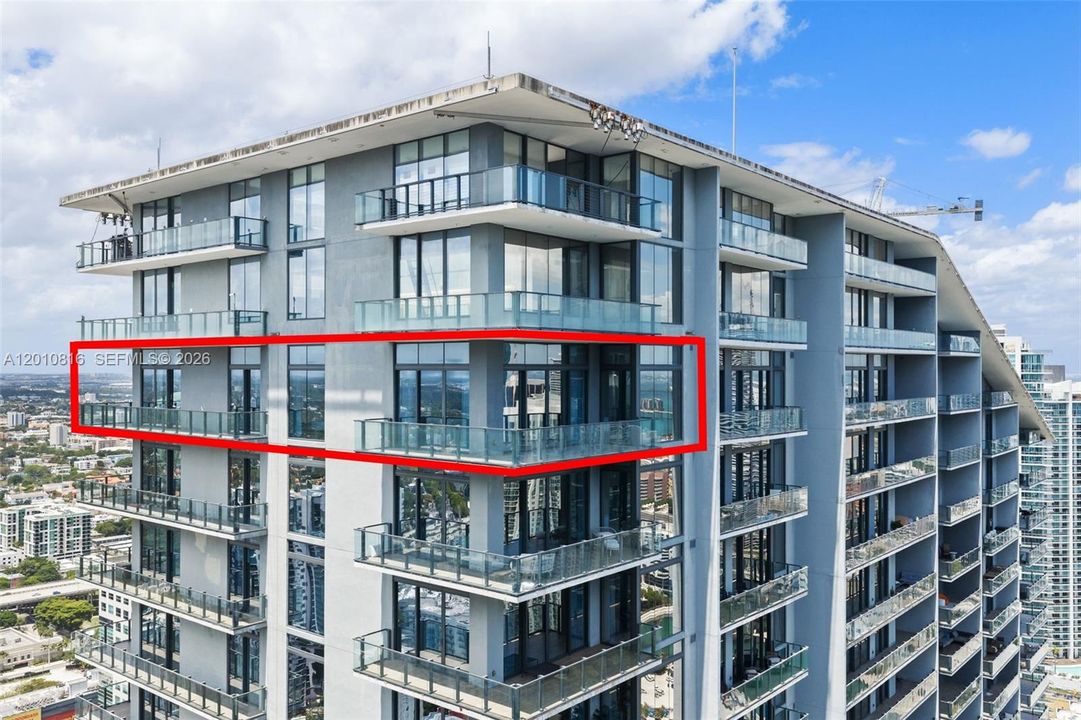 На продажу: $7,100,000 (4 спален, 5 ванн, 4021 Квадратных фут)