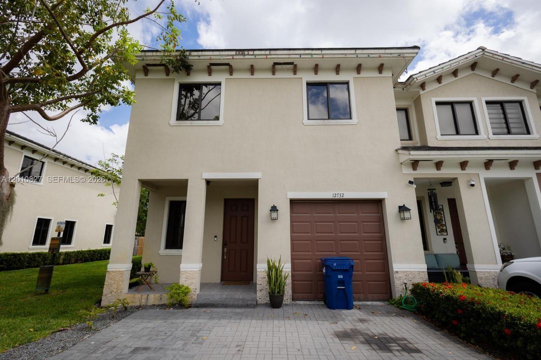Active With Contract: $550,000 (4 beds, 2 baths, 1812 Square Feet)