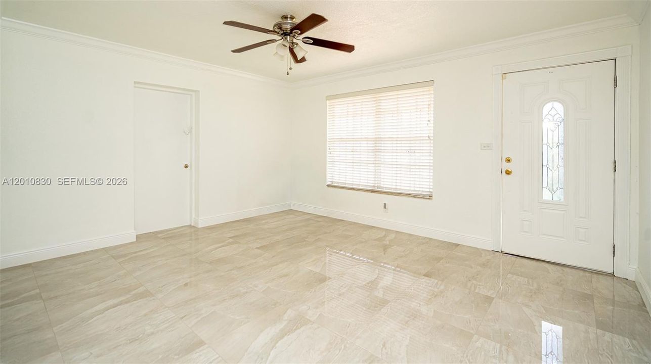 For Sale: $650,000 (4 beds, 3 baths, 1898 Square Feet)
