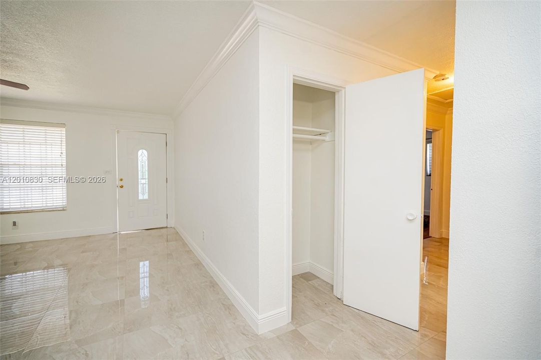 For Sale: $650,000 (4 beds, 3 baths, 1898 Square Feet)