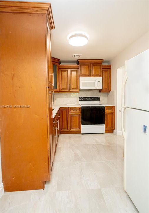 For Sale: $650,000 (4 beds, 3 baths, 1898 Square Feet)