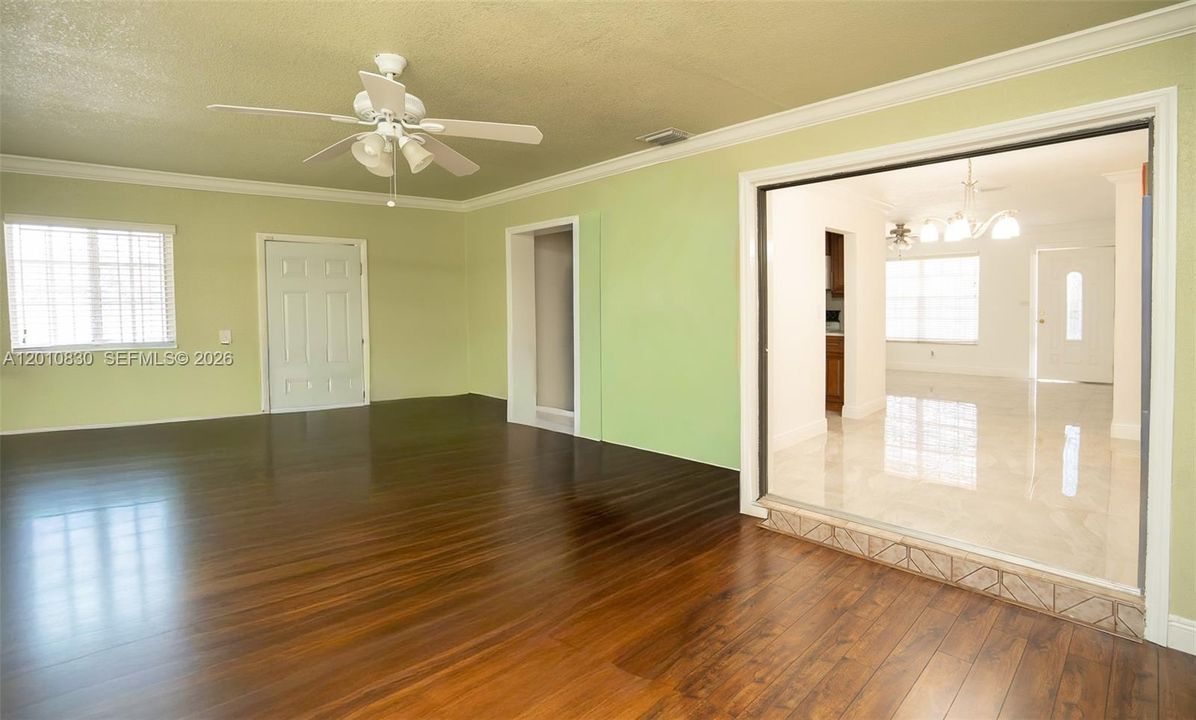 For Sale: $650,000 (4 beds, 3 baths, 1898 Square Feet)
