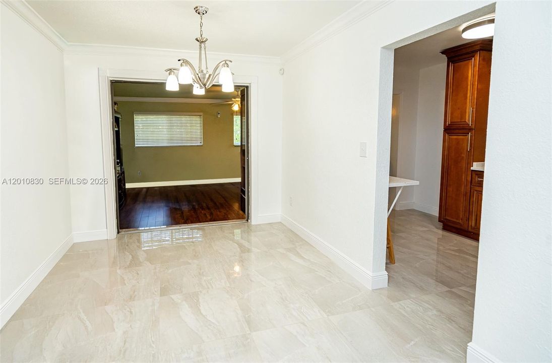 For Sale: $650,000 (4 beds, 3 baths, 1898 Square Feet)