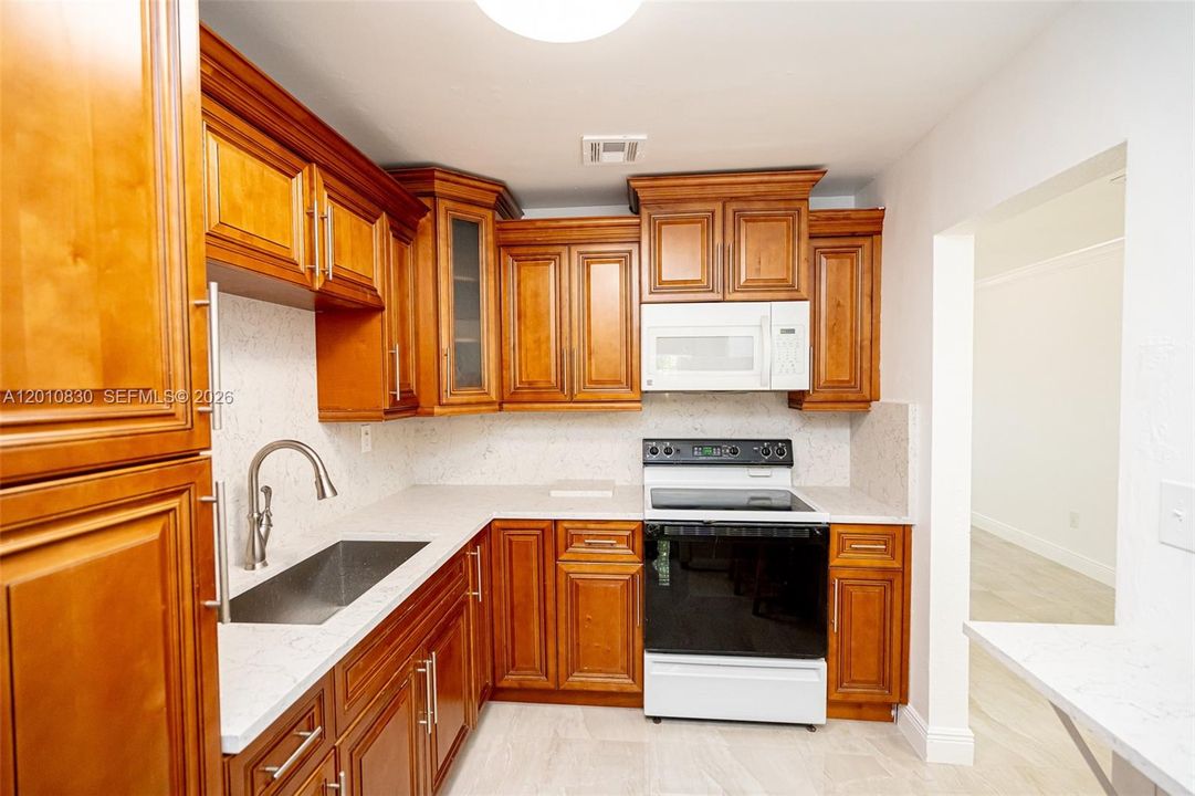For Sale: $650,000 (4 beds, 3 baths, 1898 Square Feet)