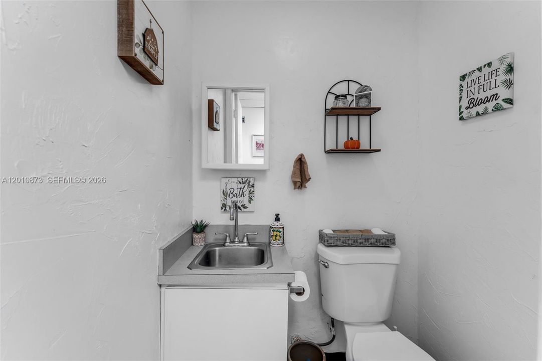 1/2 BATH IN OUTBUILDING #1