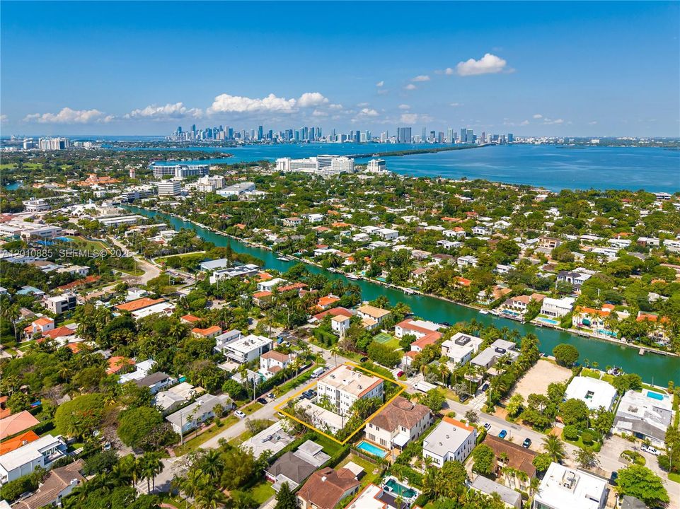 На продажу: $890,000 (3 спален, 1 ванн, 1393 Квадратных фут)