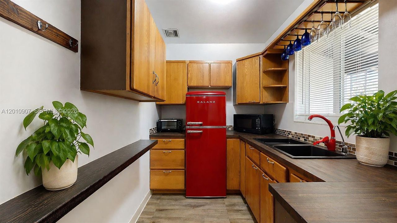 For Sale: $1,295,000 (0 beds, 0 baths, 0 Square Feet)