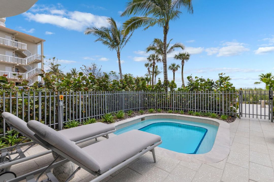 En Venta: $4,599,900 (3 camas, 3 baños, 3000 Pies cuadrados)