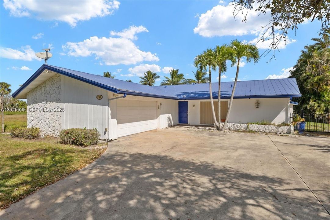Recently Sold: $720,000 (2 beds, 2 baths, 0 Square Feet)