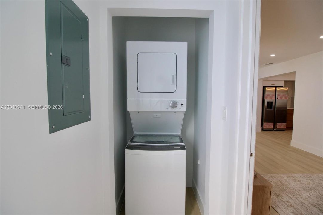 На продажу: $524,000 (3 спален, 2 ванн, 1425 Квадратных фут)