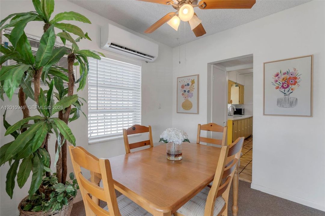 Activo con contrato: $569,999 (3 camas, 2 baños, 1350 Pies cuadrados)