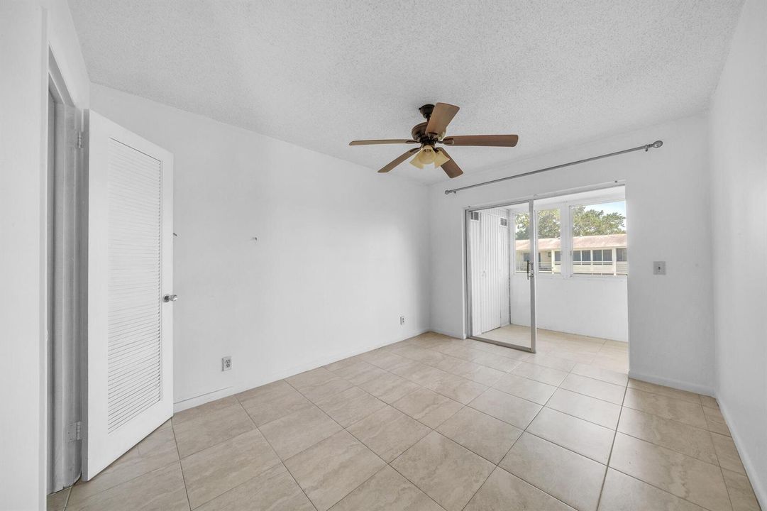 13Bedroom B (2)