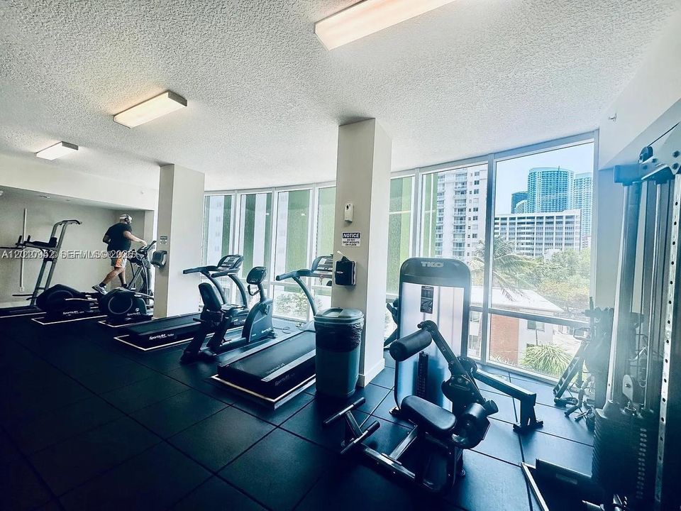 En Venta: $342,000 (1 camas, 1 baños, 663 Pies cuadrados)