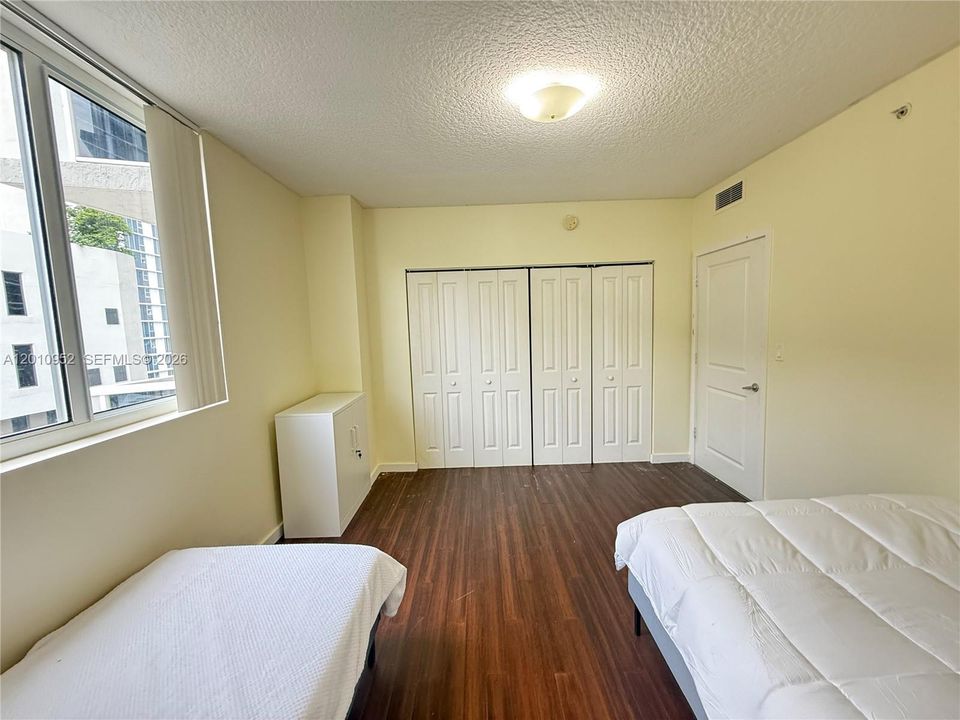 En Venta: $342,000 (1 camas, 1 baños, 663 Pies cuadrados)
