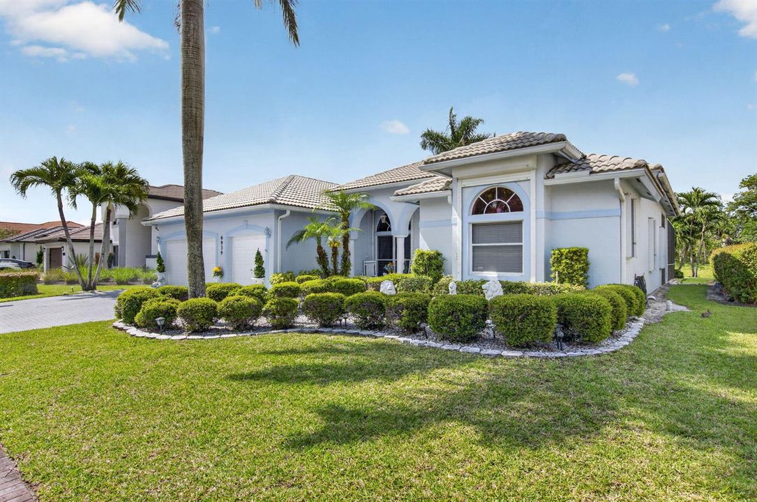 6939 Cobia Cir