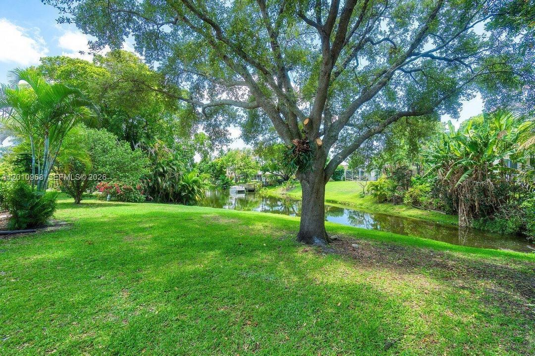 For Rent: $3,700 (3 beds, 2 baths, 1541 Square Feet)