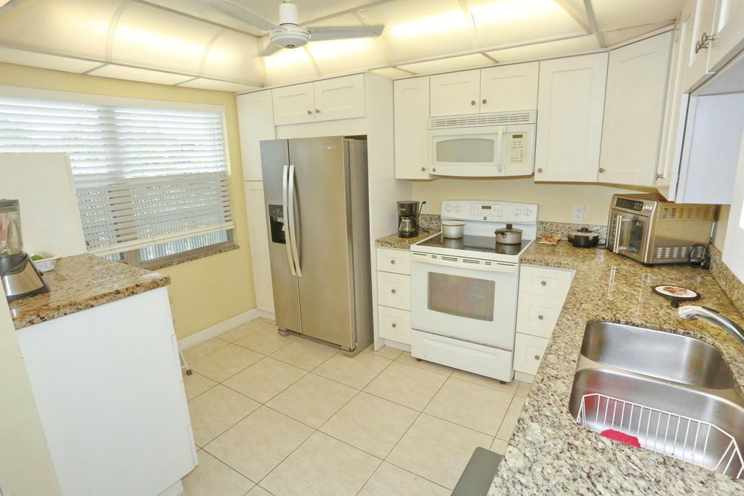 011-041-Kitchen-1500x1000