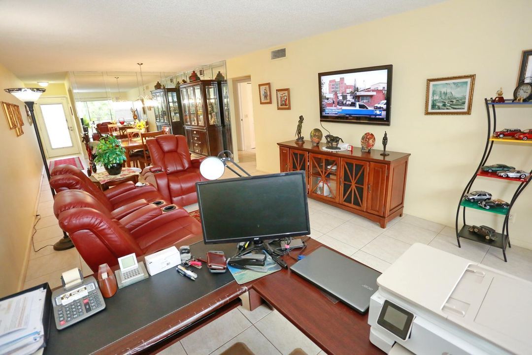 021-025-Living Room-1500x1000