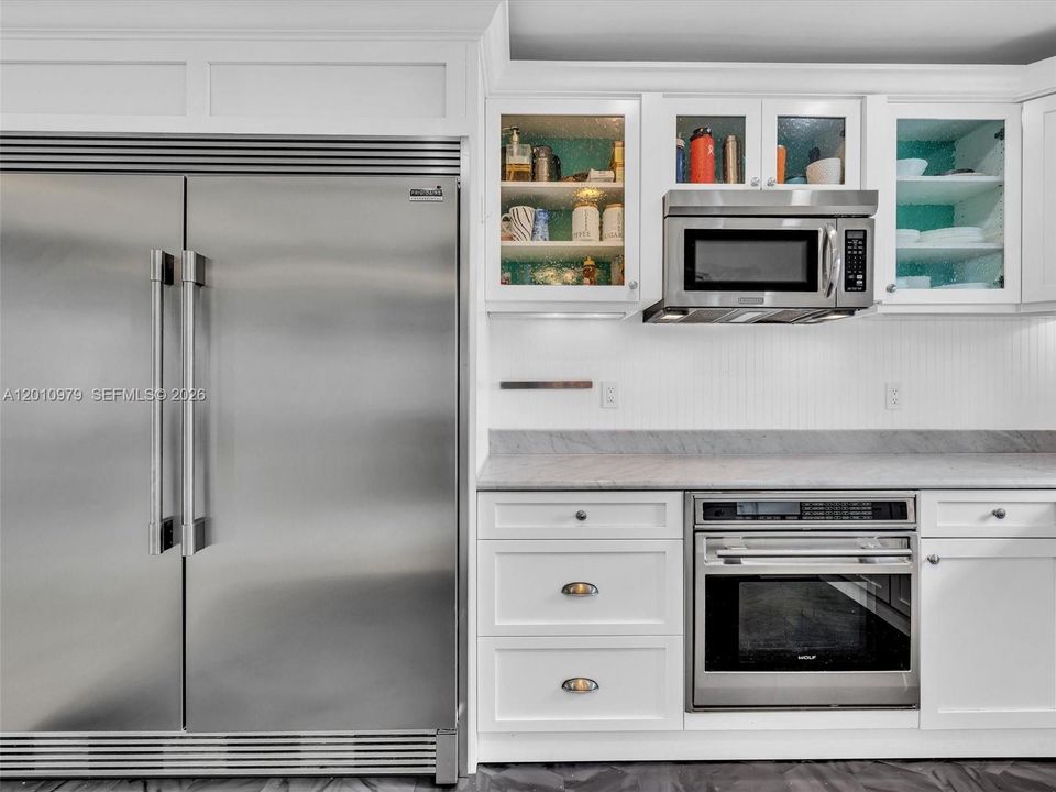 Activo con contrato: $1,495,000 (3 camas, 3 baños, 2456 Pies cuadrados)