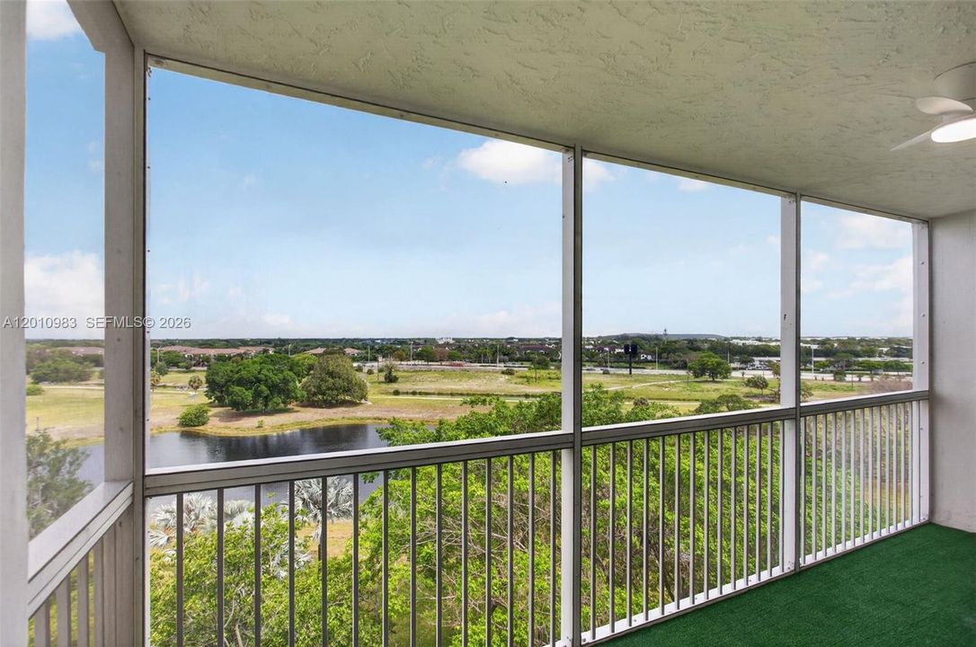 En Venta: $369,900 (3 camas, 2 baños, 1716 Pies cuadrados)