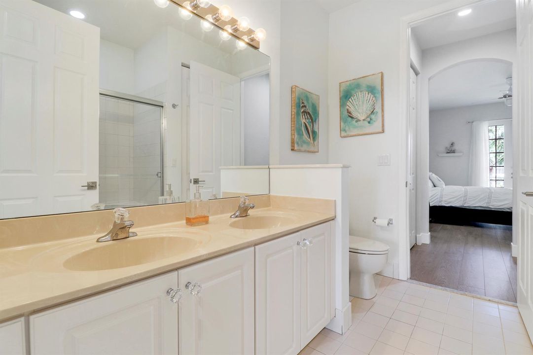 Upstairs Bathroom