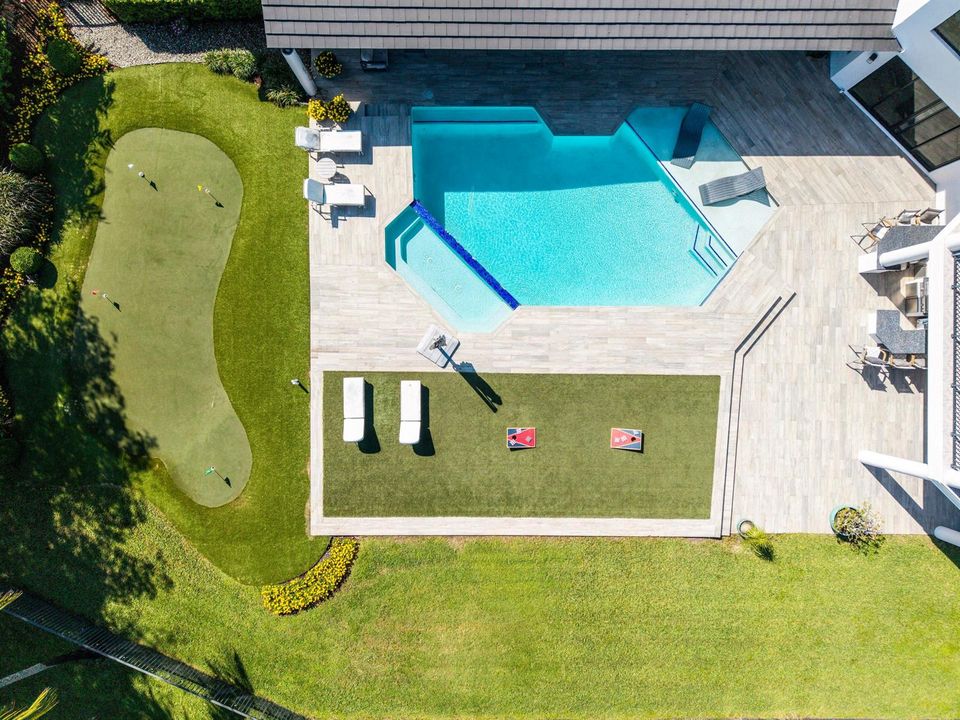 061-016-Pool-4000x3000