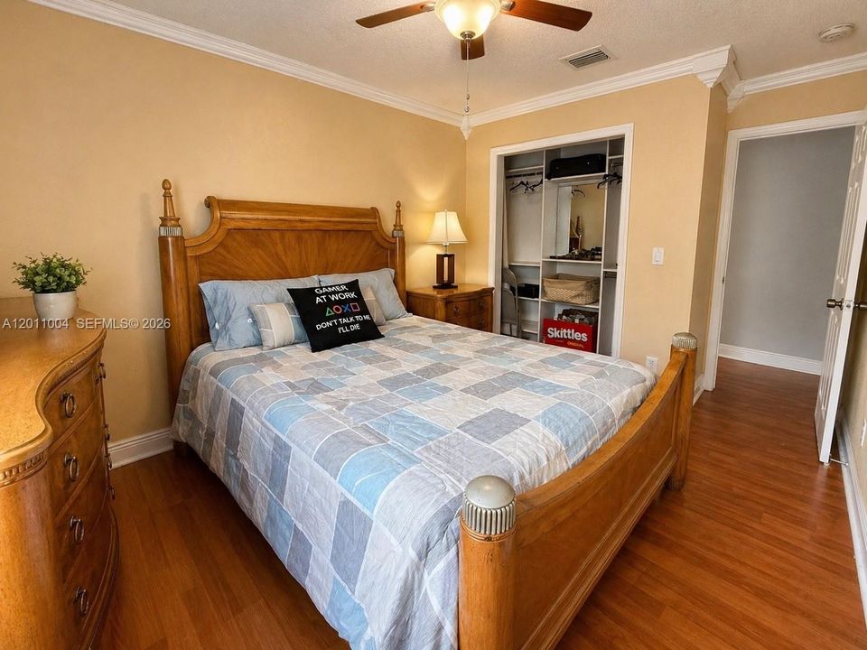 В аренду: $5,500 (6 спален, 3 ванн, 2891 Квадратных фут)