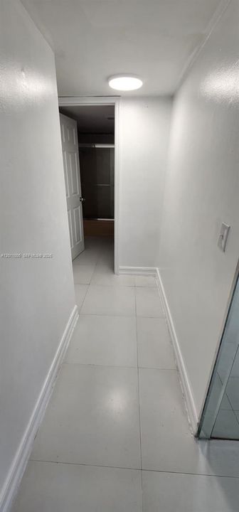 Activo con contrato: $1,900 (2 camas, 2 baños, 1000 Pies cuadrados)
