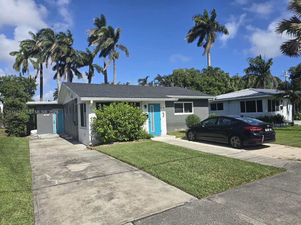 For Rent: $1,300 (1 beds, 1 baths, 450 Square Feet)