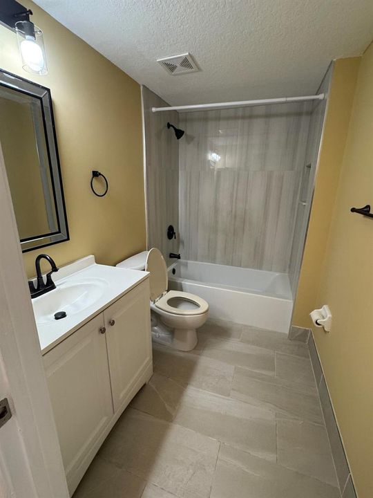 1ST BATHROOM