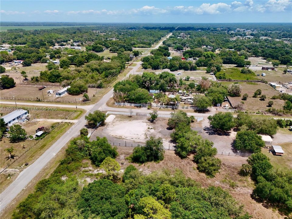 En Venta: $90,000 (1.25 acres)
